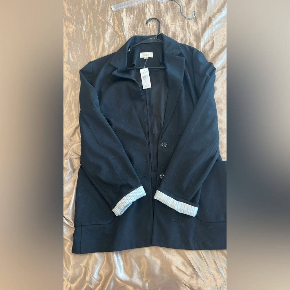 nWOT Loft blazer blazer with pin stripe accent cuffs.